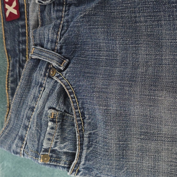 X2 Men's Relaxed Fit Denim Jeans - Picture 5 of 10